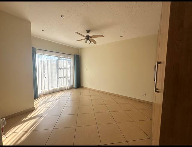 2 BEDROOM TOWNHOUSE FOR SALE IN LIEFDE EN VREDE